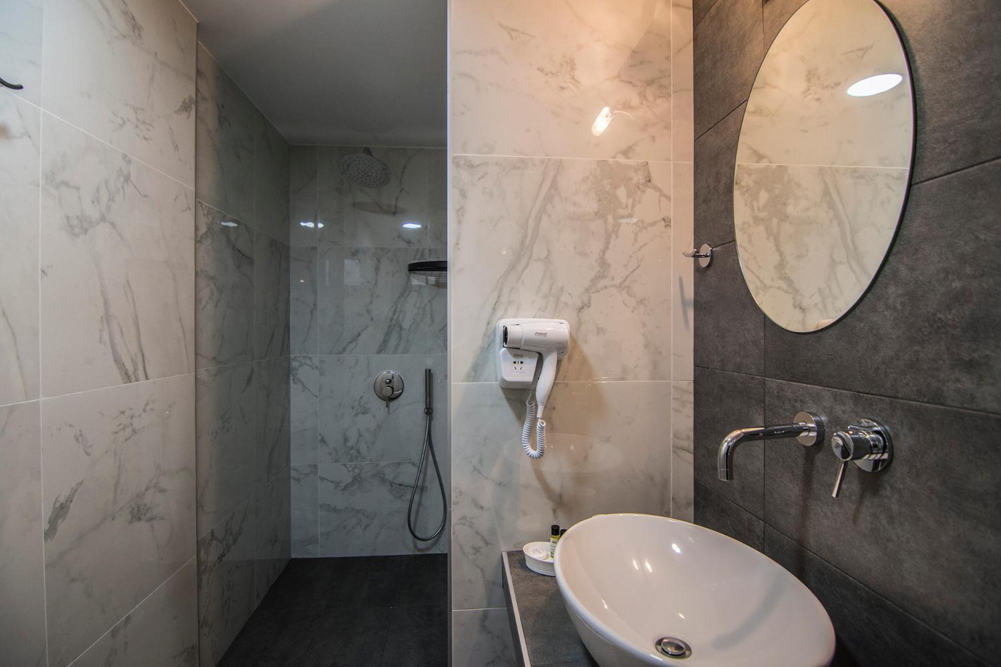 Elia Luxury Apartments スタブロス エクステリア 写真