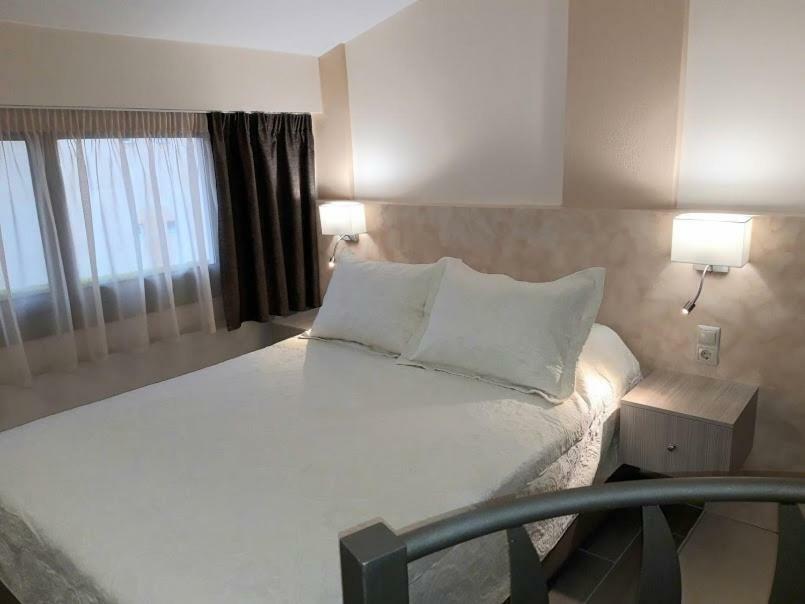 Elia Luxury Apartments スタブロス エクステリア 写真